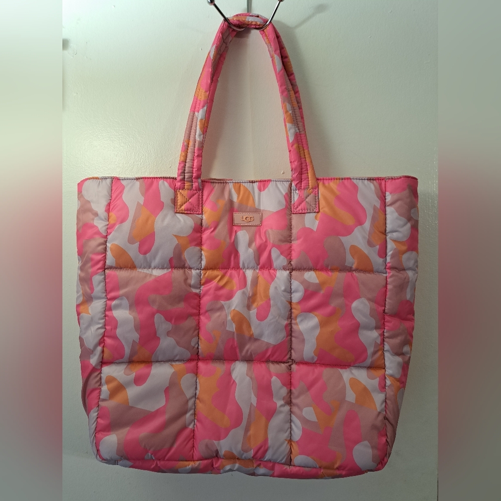 UGG Ellory Puff Tote - Picture 6 of 7